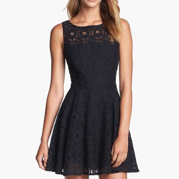 BB Dakota Dresses & Skirts - NWT BB Dakota Lace Dress
